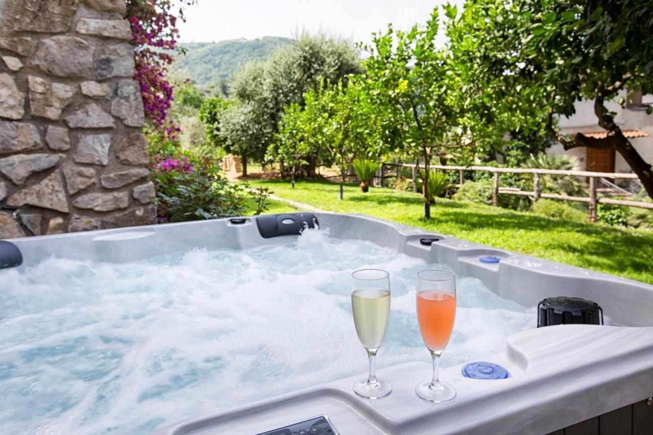 Eterea Charming Suites Sorrento Exterior photo